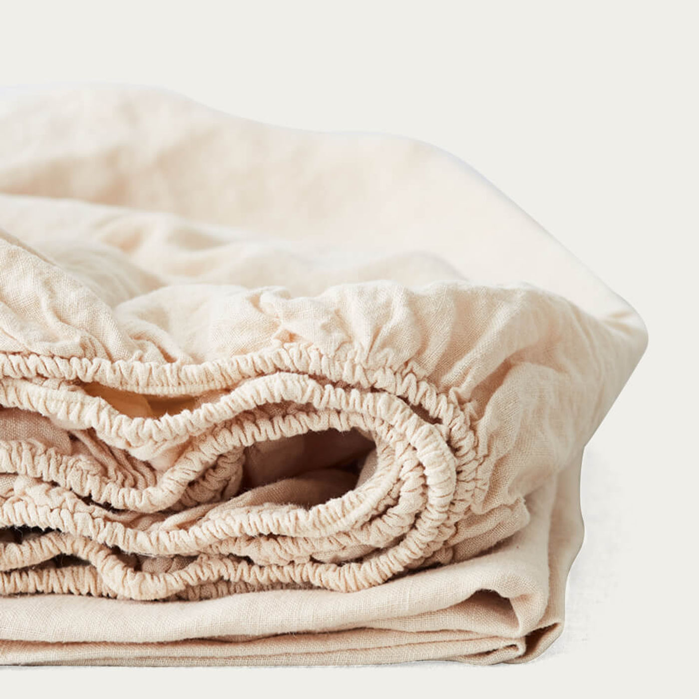 Shifting sand Linen Fitted Sheet | Bombinate